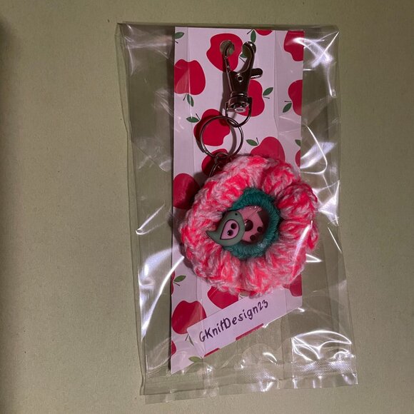 Keychain Charm, Crochet Easter Gift, Floral Keychain, Handmade Backpack Charm - Picture 2 of 8